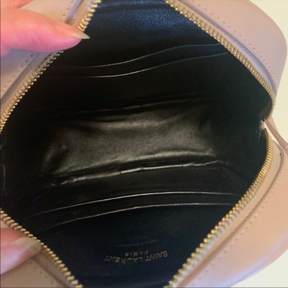 Saint Laurent Blogger Bag - Picture 12 of 17